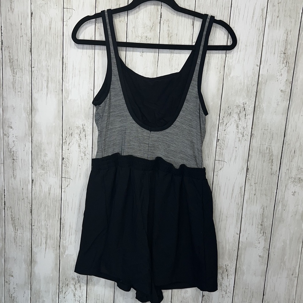 Jantzen Vintage Athletic Romper Pockets Black Grey Size 16 - Picture 7 of 8
